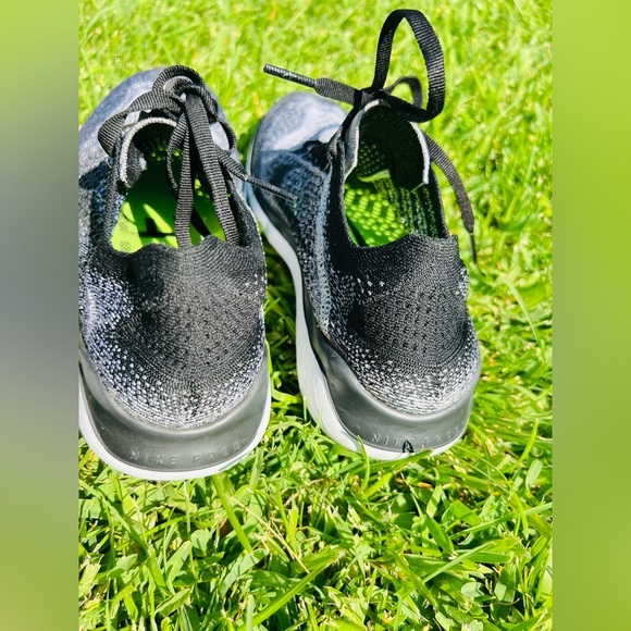 Nike FREE RN FLYKNIT women’s size 7.5 gentle use super clean! - Picture 10 of 11